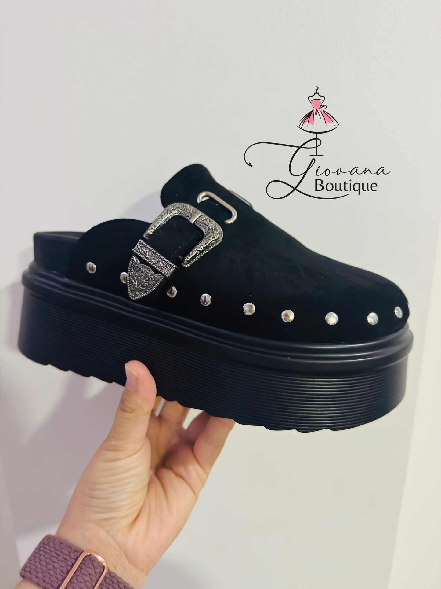 Zuecos Tachas Plataforma