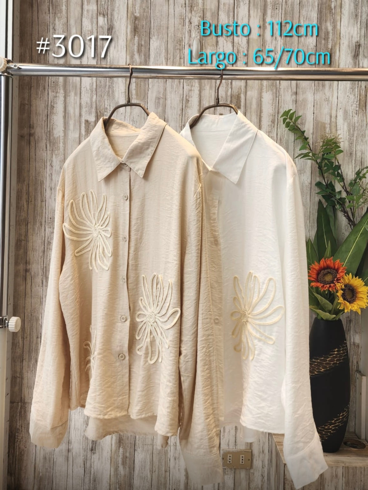 Blusa Lino Bordada Flor 3D