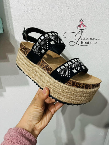 Sandalia Yute Tachas