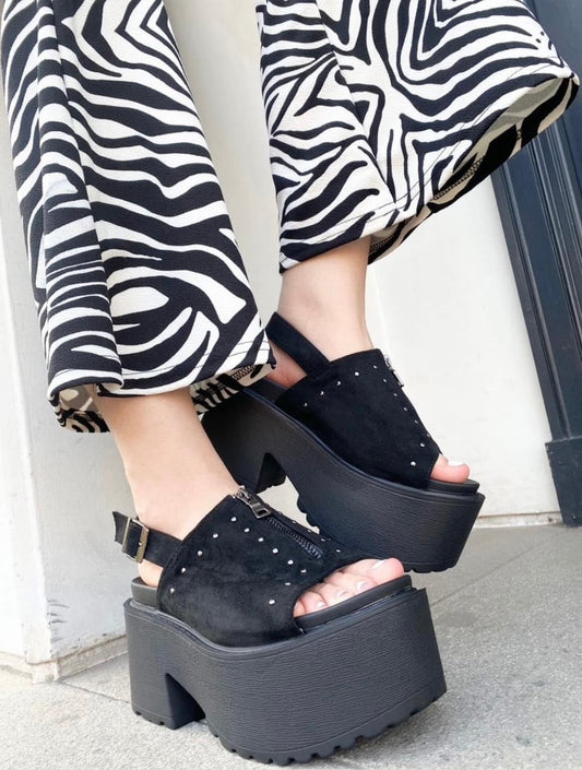 Sandalias Plataforma Tachas